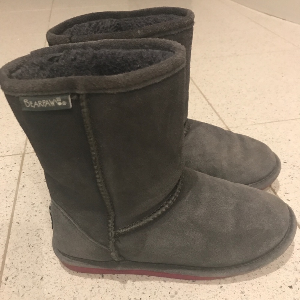 Bearpaw Boots Emma Size 2